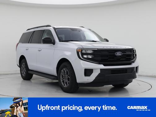 White 2025 Ford Expedition Active