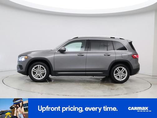 Gray 2022 Mercedes-Benz GLB 250