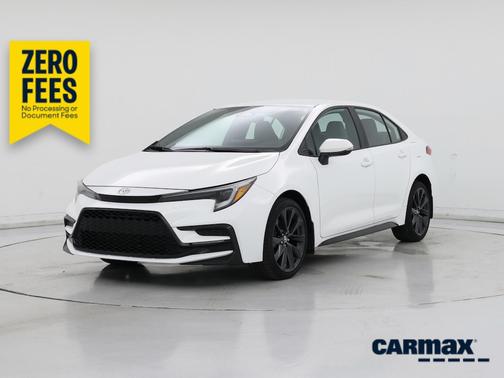 White 2024 Toyota Corolla SE