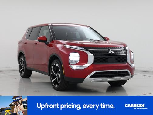 2023 Mitsubishi Outlander SE
