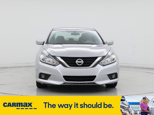 2016 Nissan Altima SV