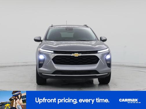 Gray 2025 Chevrolet Trax LT