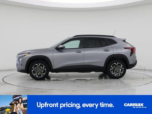 Gray 2025 Chevrolet Trax LT