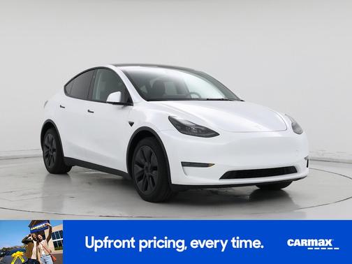 White 2025 Tesla Model Y Long Range