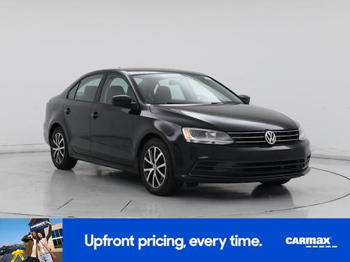 Black 2016 Volkswagen Jetta SE