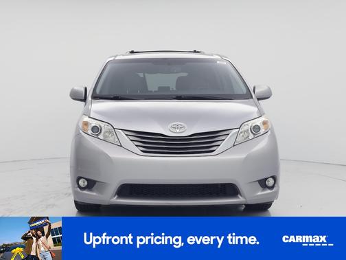 Silver 2015 Toyota Sienna XLE