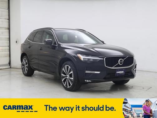 2022 Volvo XC60 B5 Momentum