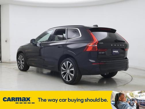 2022 Volvo XC60 B5 Momentum