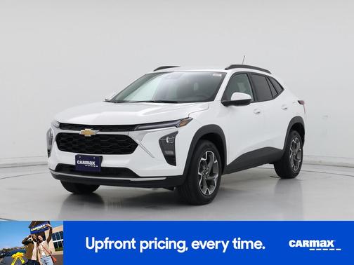 White 2025 Chevrolet Trax LT