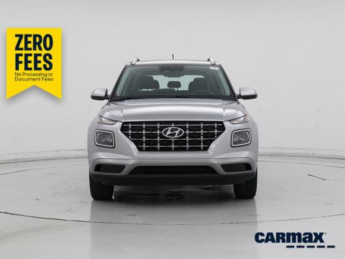 Silver 2025 Hyundai VENUE SEL