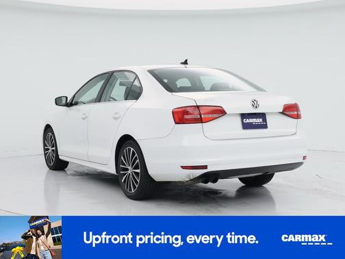 White 2015 Volkswagen Jetta SE