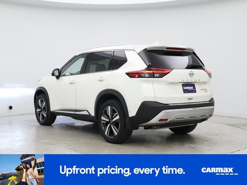 White 2023 Nissan Rogue Platinum