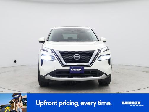 White 2023 Nissan Rogue Platinum
