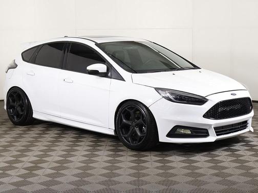 2016 Ford Focus ST 