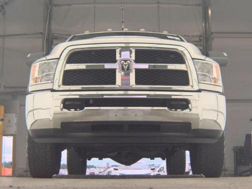2018 RAM 2500 Tradesman Regular Cab 4x4 8' Box
