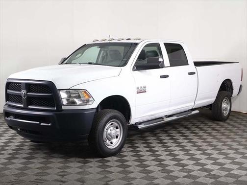 2018 RAM 2500 Tradesman Crew Cab 4x4 8' Box