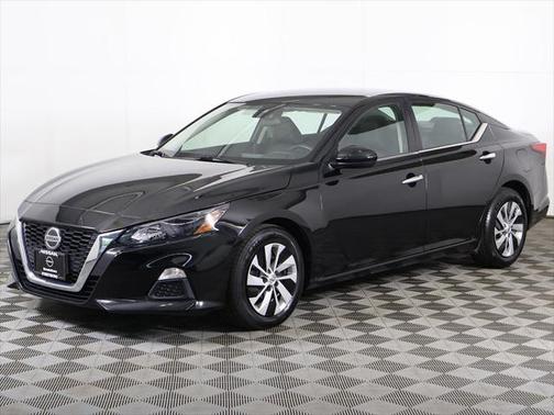 2022 Nissan Altima S FWD