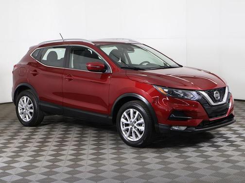 2022 Nissan Rogue Sport SV