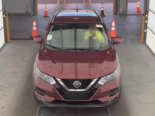 2022 Nissan Rogue Sport SV
