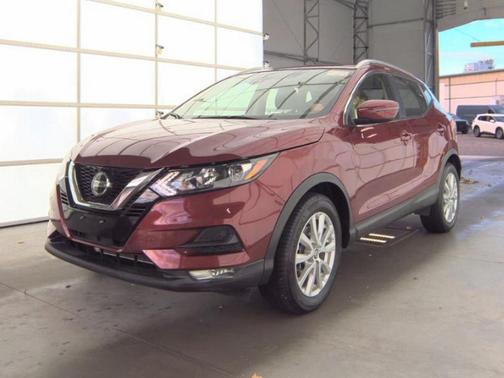 2022 Nissan Rogue Sport SV