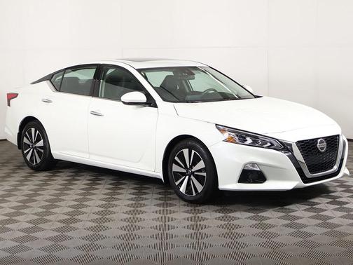2022 Nissan Altima 2.5 SL