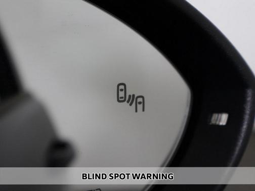 2018 Volkswagen Golf R 2.0T DSG