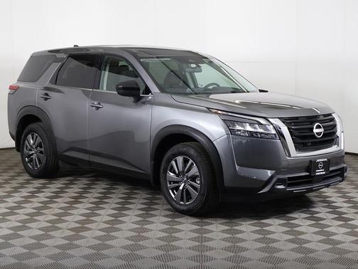 2024 Nissan Pathfinder S 4WD