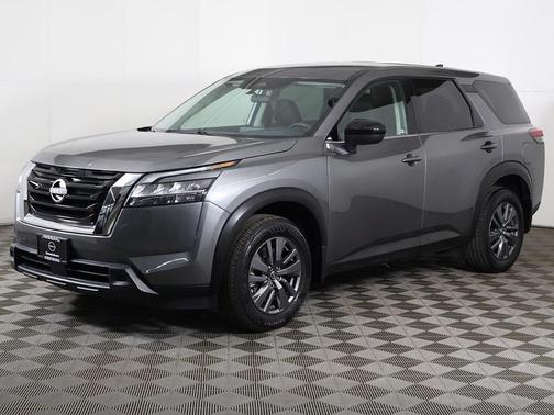 2024 Nissan Pathfinder S 4WD