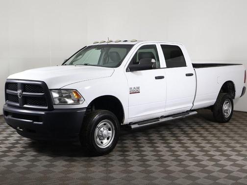 2018 RAM 2500 Tradesman Crew Cab 4x4 8' Box