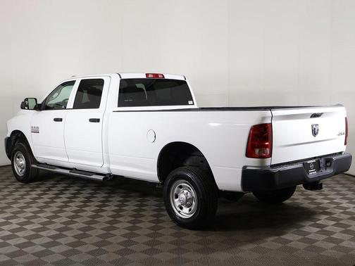 2018 RAM 2500 Tradesman Crew Cab 4x4 8' Box