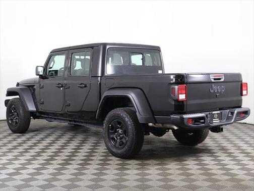 2024 Jeep Gladiator Sport