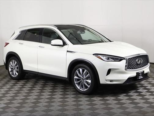 2022 INFINITI QX50 LUXE AWD
