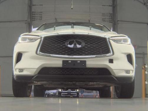 2022 INFINITI QX50 LUXE AWD