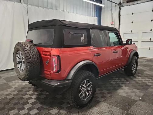 2023 Ford Bronco Badlands