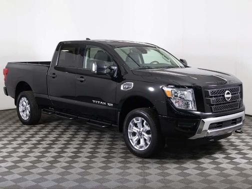 2024 Nissan Titan XD SV