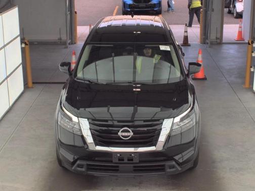 2024 Nissan Pathfinder S 4WD