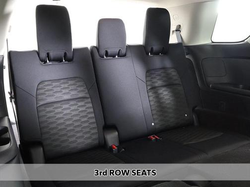 2024 Nissan Pathfinder S 4WD