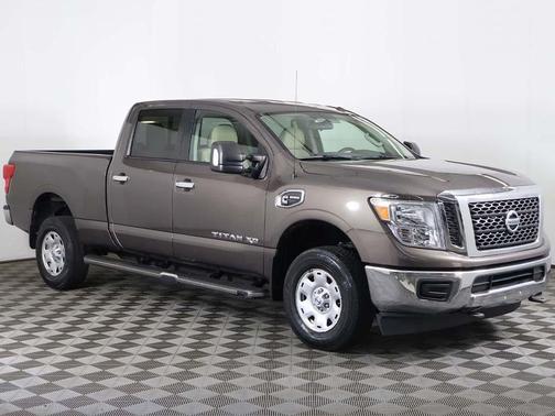 2017 Nissan Titan XD SV