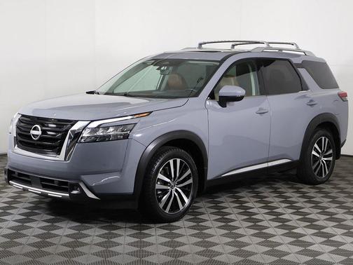 2024 Nissan Pathfinder Platinum 4WD