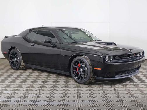 2015 Dodge Challenger R/T Plus