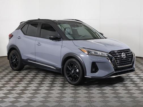 2021 Nissan Kicks SR