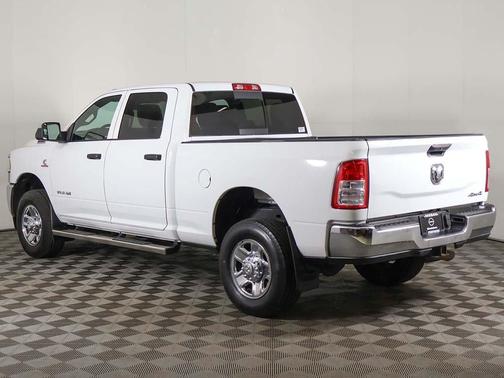 2021 RAM 2500 Tradesman Crew Cab 4x4 6'4' Box