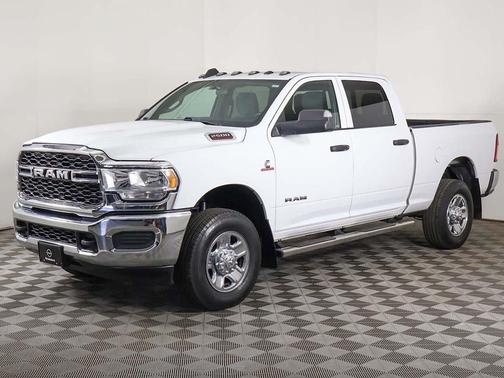 2021 RAM 2500 Tradesman Crew Cab 4x4 6'4' Box