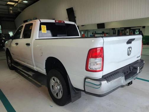2021 RAM 2500 Tradesman Crew Cab 4x4 6'4' Box