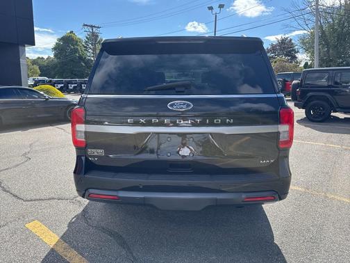 2023 Ford Expedition Max XLT