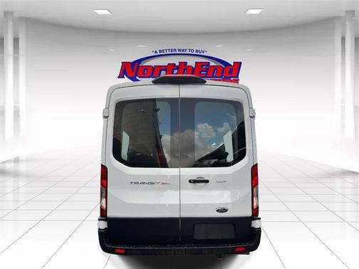 2022 Ford Transit-350 XLT