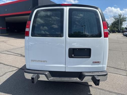 2023 GMC Savana 2500 Work Van