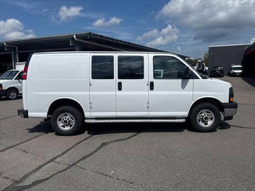 2023 GMC Savana 2500 Work Van