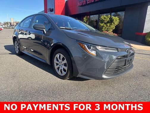 2025 Toyota Corolla LE