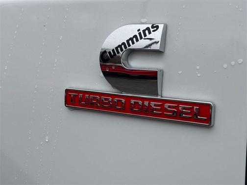 2022 RAM 2500 Big Horn Crew Cab 4x4 8' Box